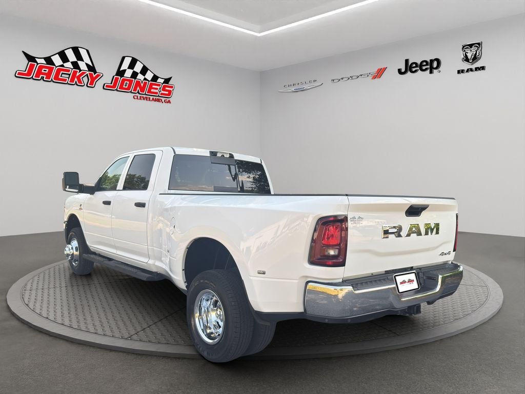 New 2026 Bright White Clear-Coat Exterior Paint RAM Tradesman image 7