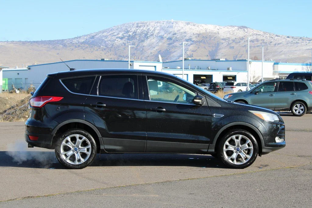 Used 2013 Tuxedo Black Ford SEL image 7