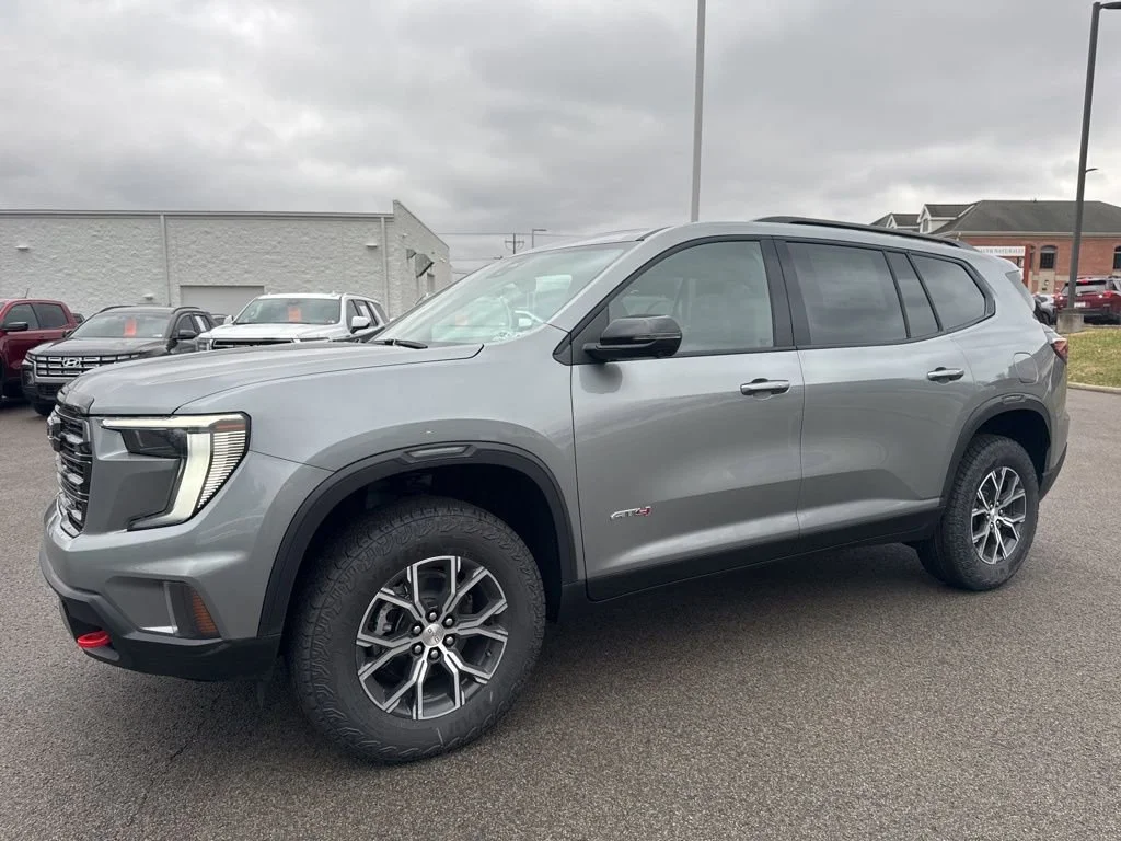 2026 GMC Acadia AT4 AWD's photo