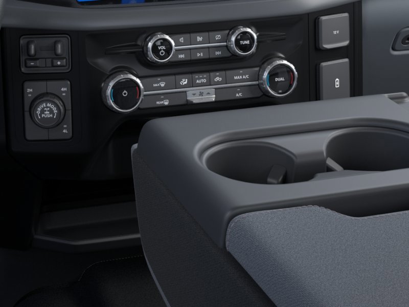 New 2026 Agate Black Metallic Ford XLT image 15