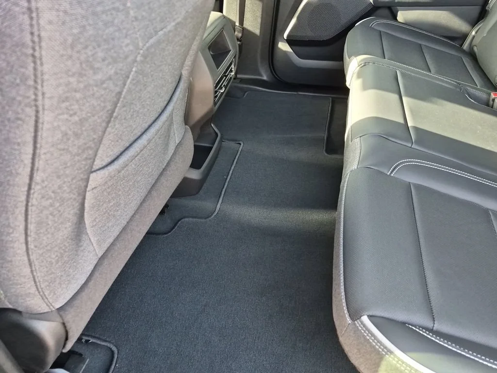 2026 GMC Sierra EV Elevation - Photo 35