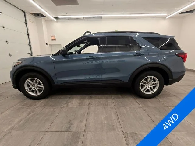 New 2027 Vapor Blue Metallic Ford Active image 2