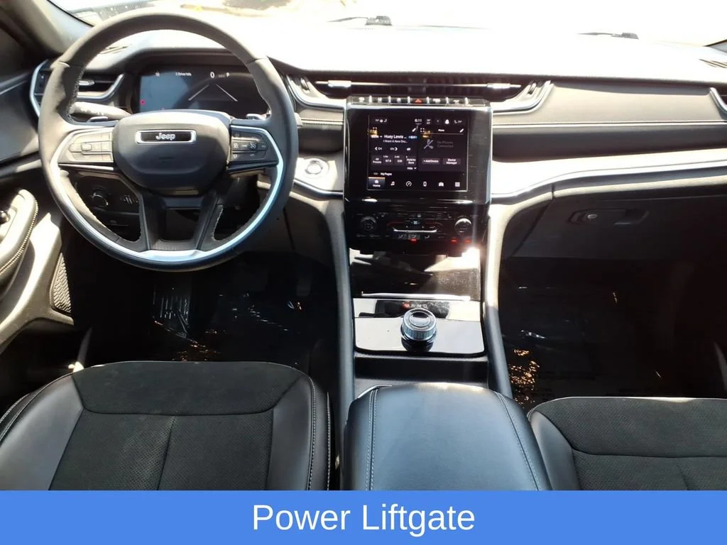 Used 2025 White Jeep Altitude 4x4 image 26