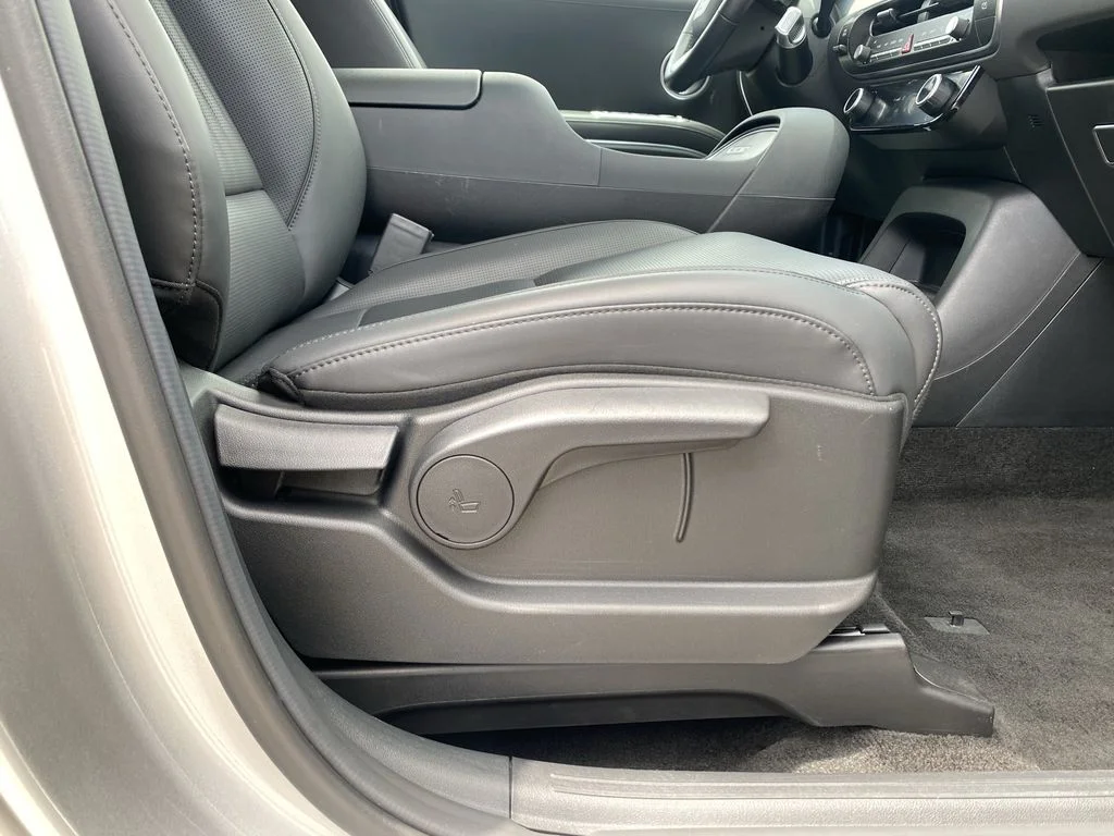 Used 2026 Typhoon Silver Metallic Hyundai SEL image 42