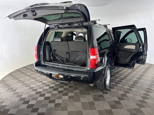 Used 2007 Black Chevrolet LT image 14