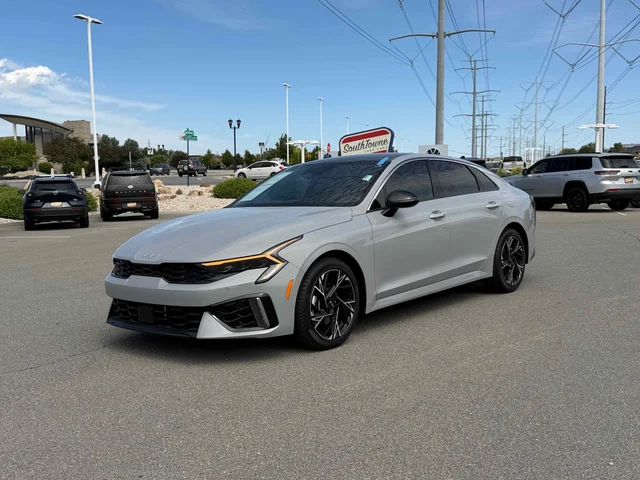2025 Kia K5 GT-Line