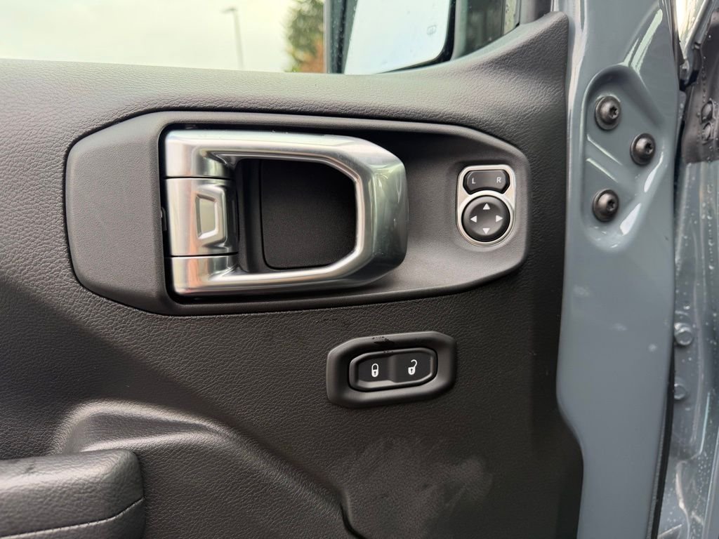 New 2026 Anvil Clearcoat Jeep Sport S image 12