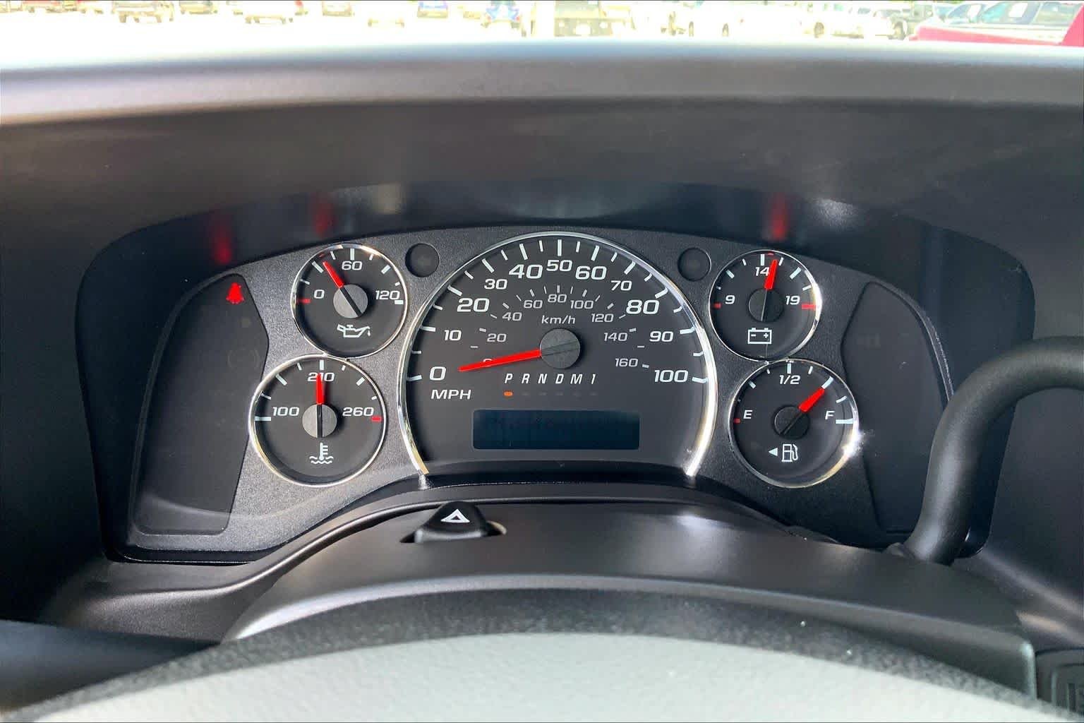 Used 2024 Summit White Chevrolet  image 22