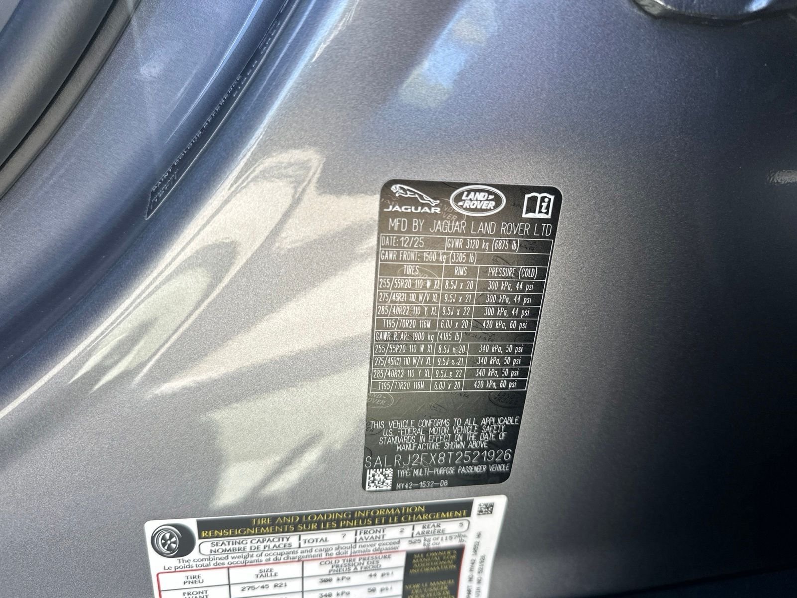Used 2026 Gray Land Rover S image 13