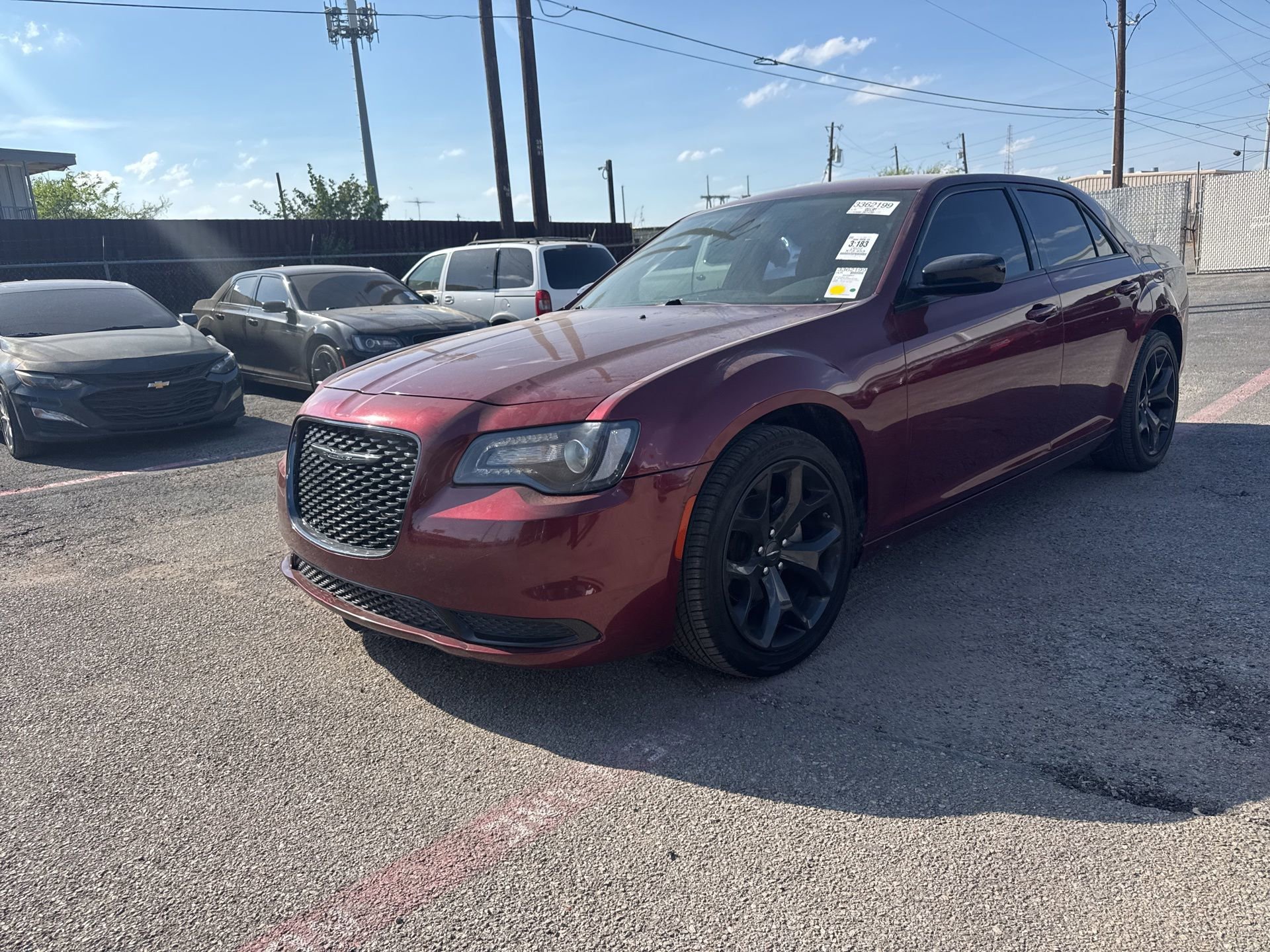 2022 Chrysler 300 Touring's photo