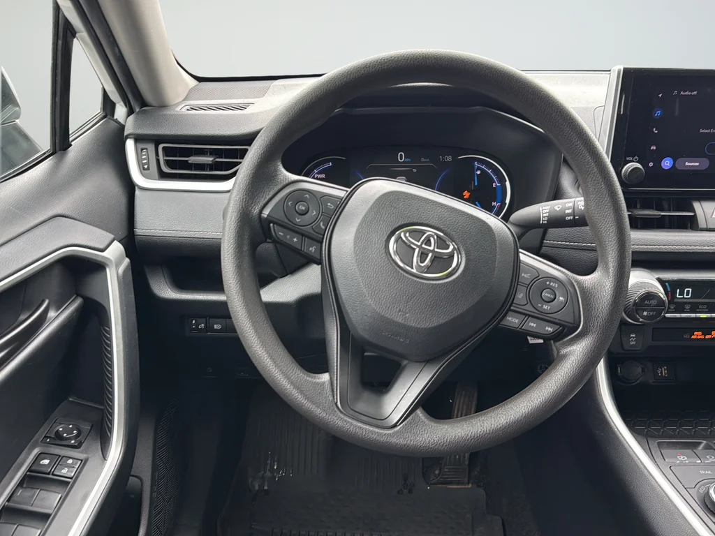 Used 2024 White Toyota LE image 27