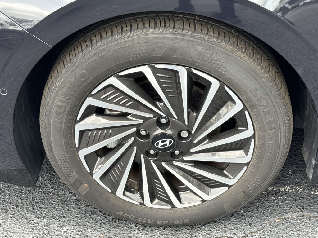 Used 2024 Blue Hyundai Limited image 11