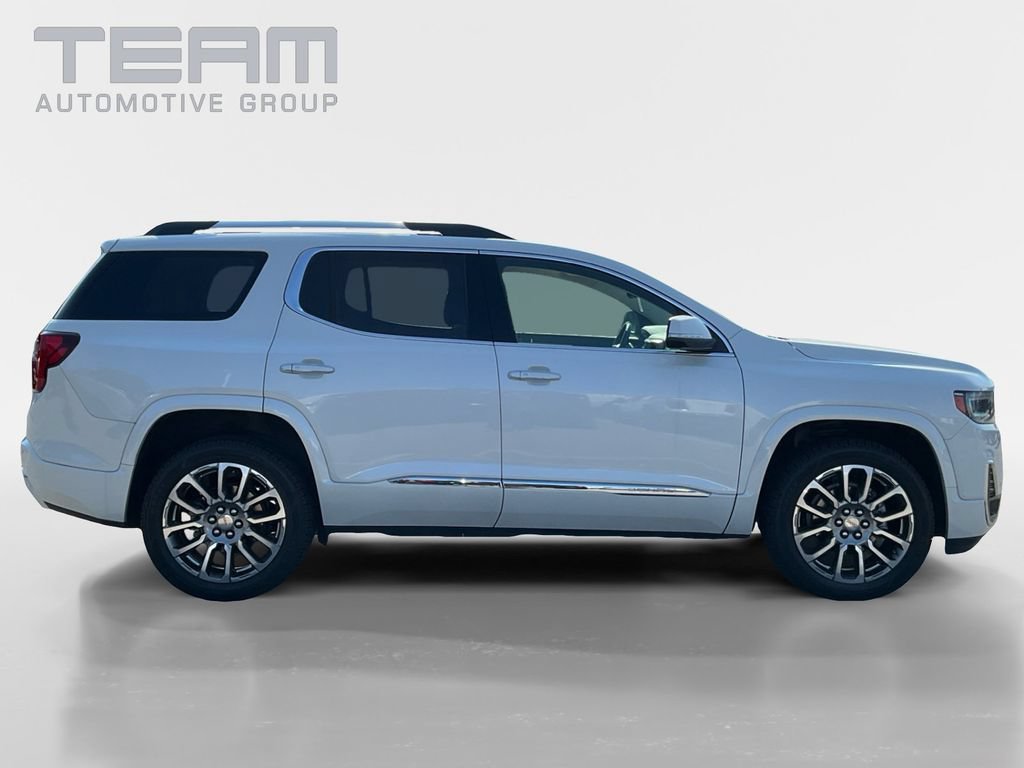 Used 2023 White Frost Tricoat GMC Denali image 8