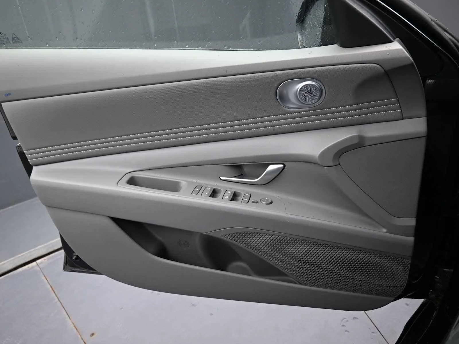 New 2026 Abyss Black Hyundai SEL Sport image 11
