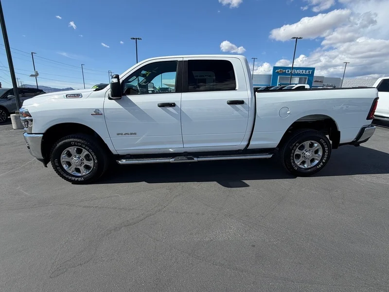 Used 2025 Bright White Clea Ram Big Horn image 6