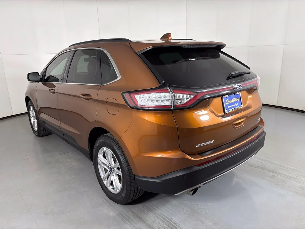 Used 2017 Red Ford SEL image 6