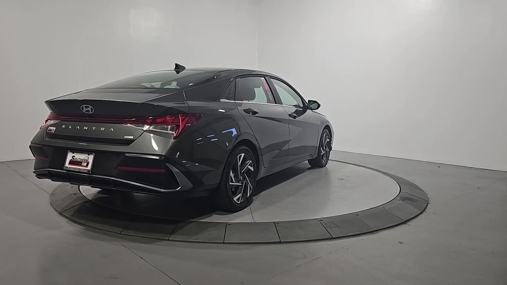 Certified Used 2025 Gray Hyundai Limited image 5