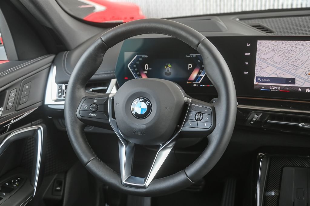 New 2026 Cape York Green Metallic BMW xDrive28i image 11