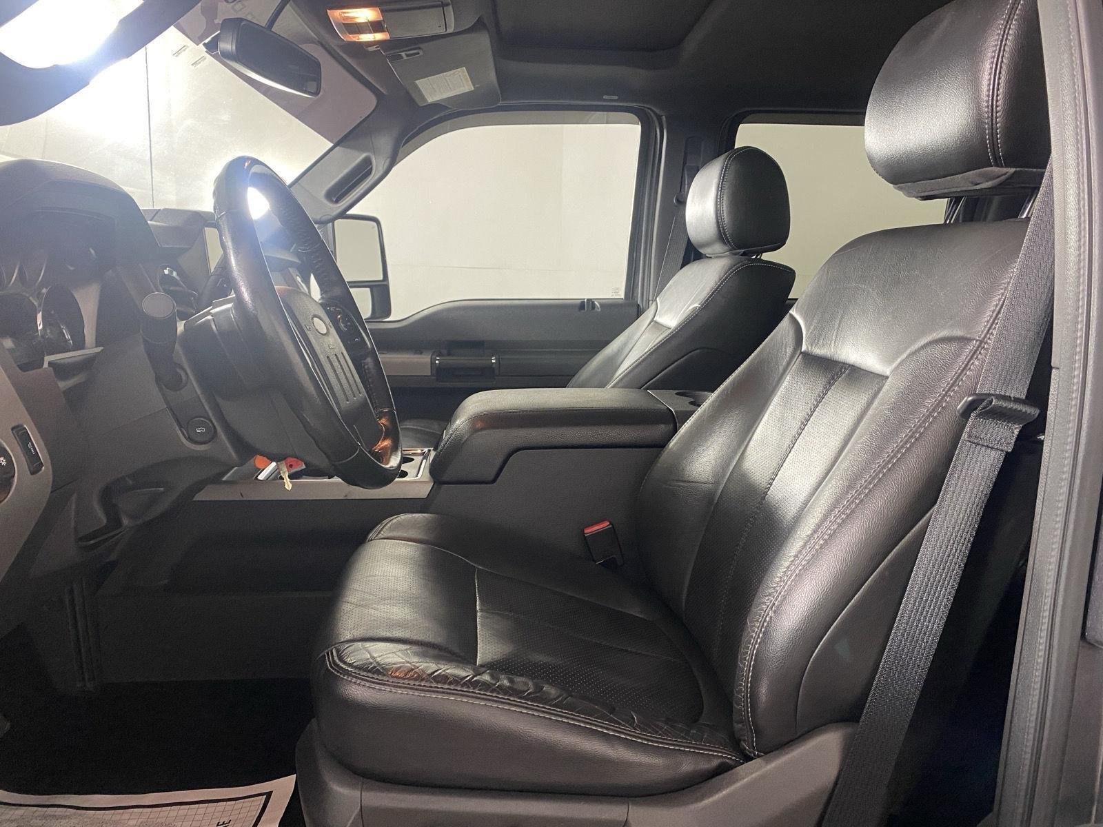 Used 2013 Sterling Gray Metallic Ford Lariat image 21