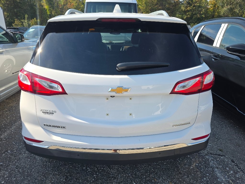 Used 2020 SUMMIT WHITE Chevrolet Premier image 3