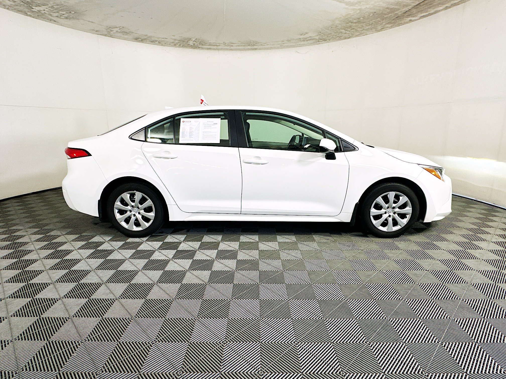 Used 2024 Ice Toyota LE image 2