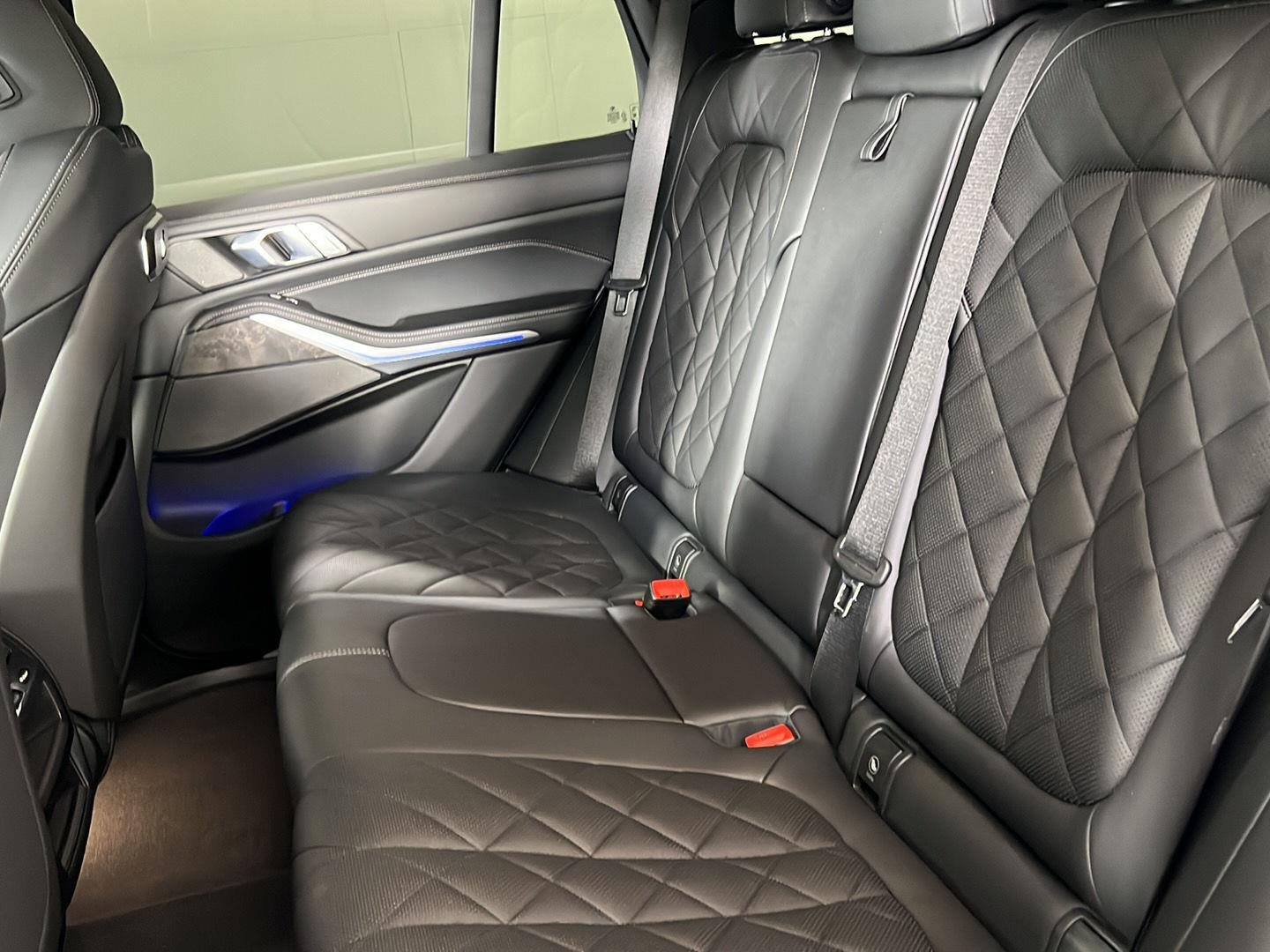 Certified Used 2024 Skyscraper Grey Metallic BMW xDrive40i image 4