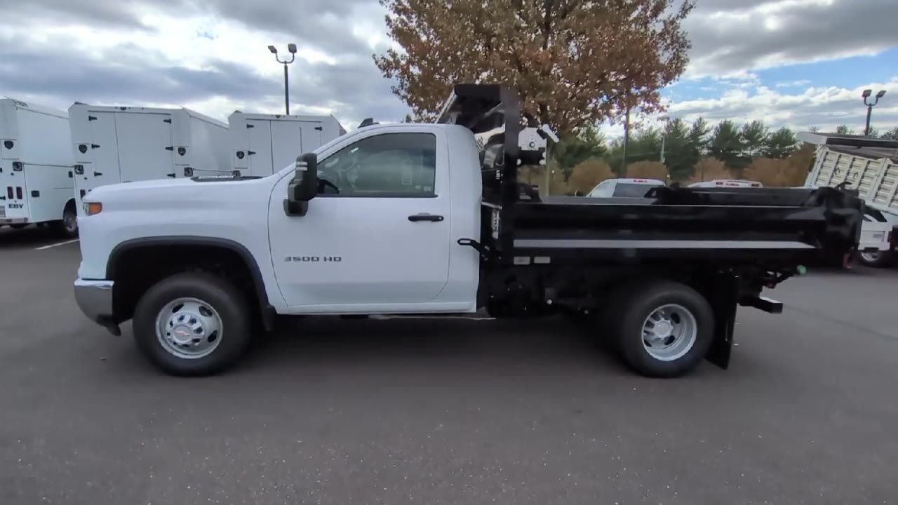 2025 Chevrolet Silverado 3500 HD Work Truck - Photo 37