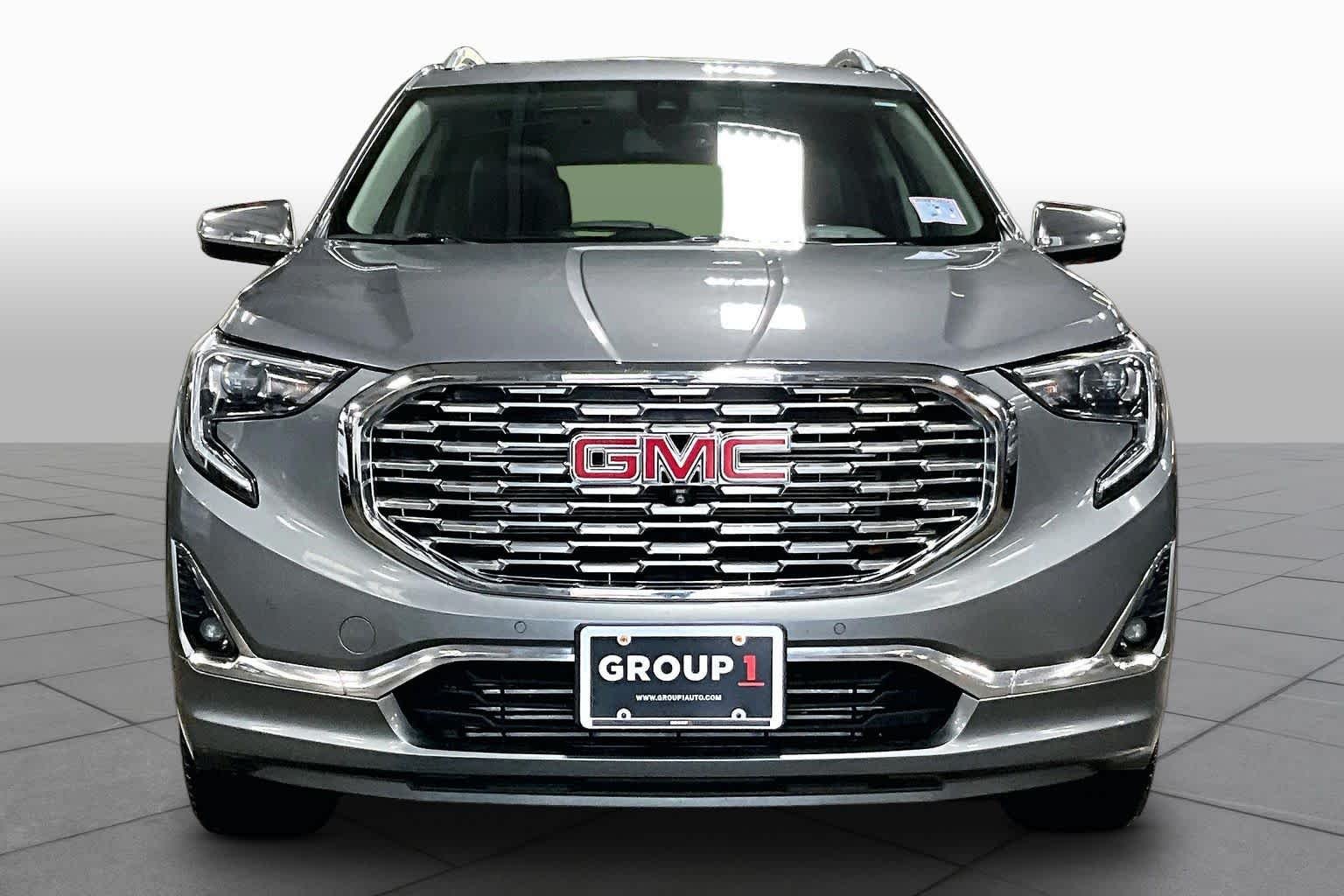 Used 2020 Satin Steel Metallic GMC Denali image 4