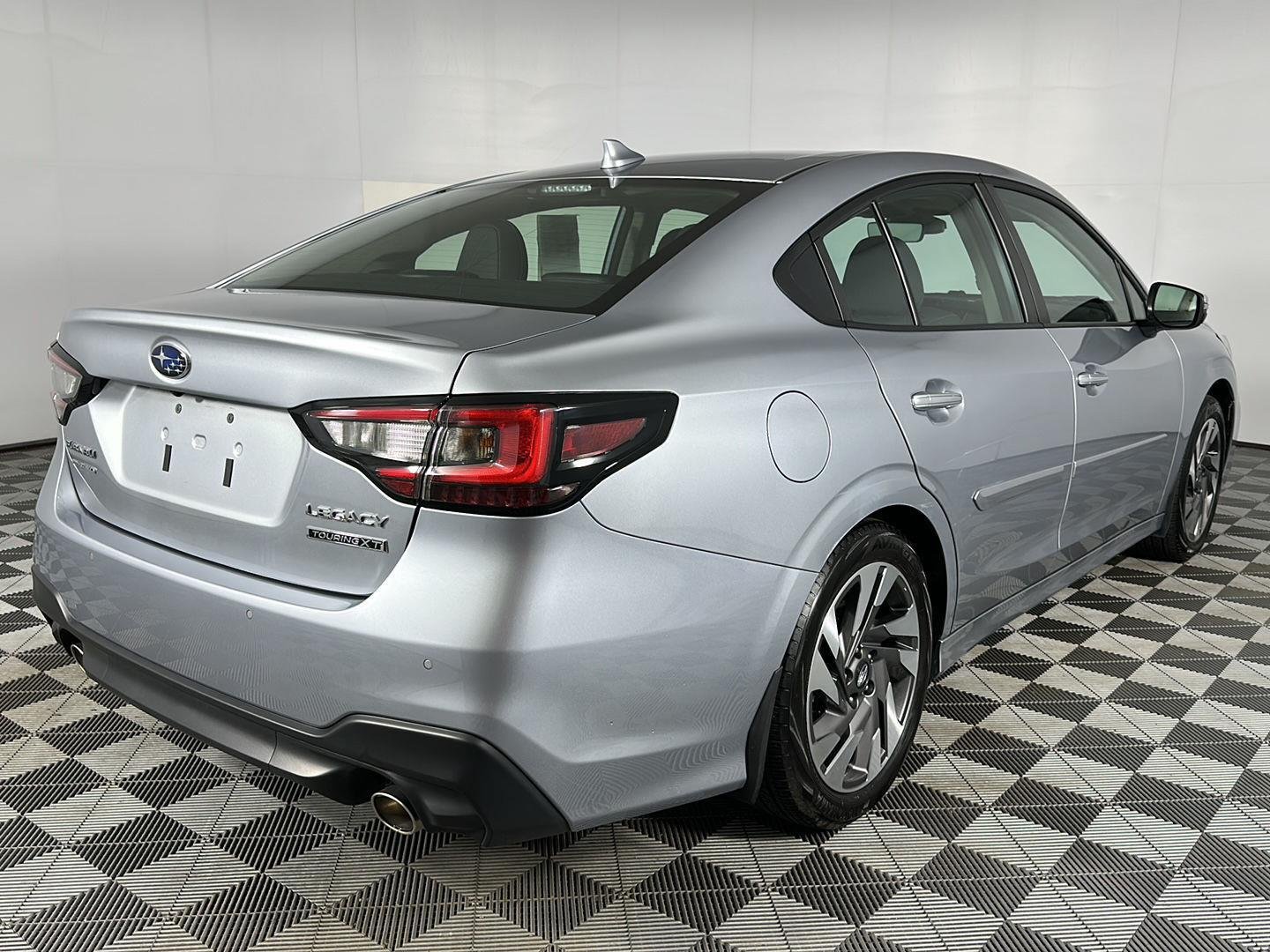 Used 2024 Ice Silver Metallic Subaru Touring XT image 30