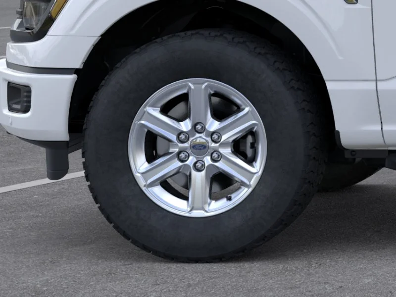 New 2026 Oxford White Ford XLT image 42