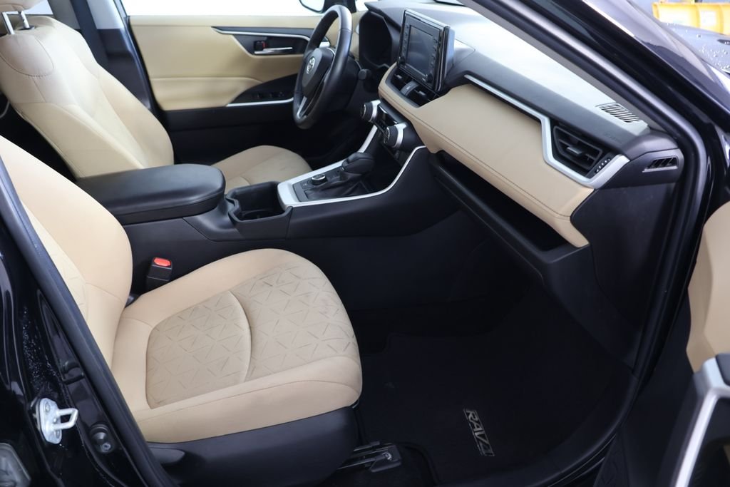 Used 2022 Black Toyota XLE image 24