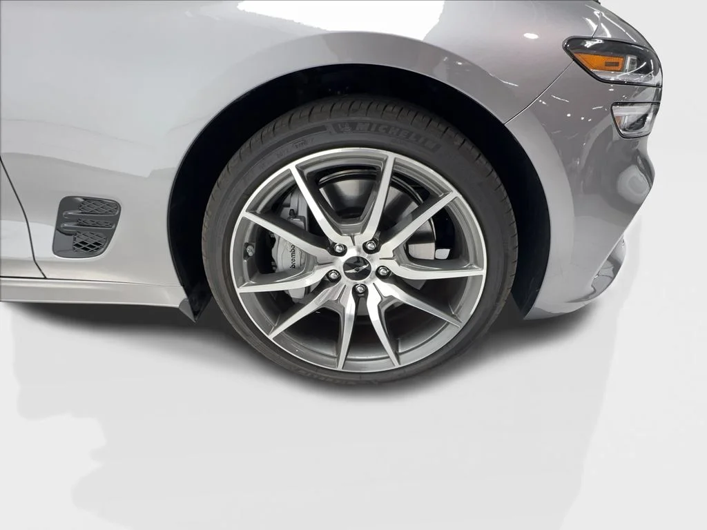 Used 2026 Silver Genesis 2.5T image 12
