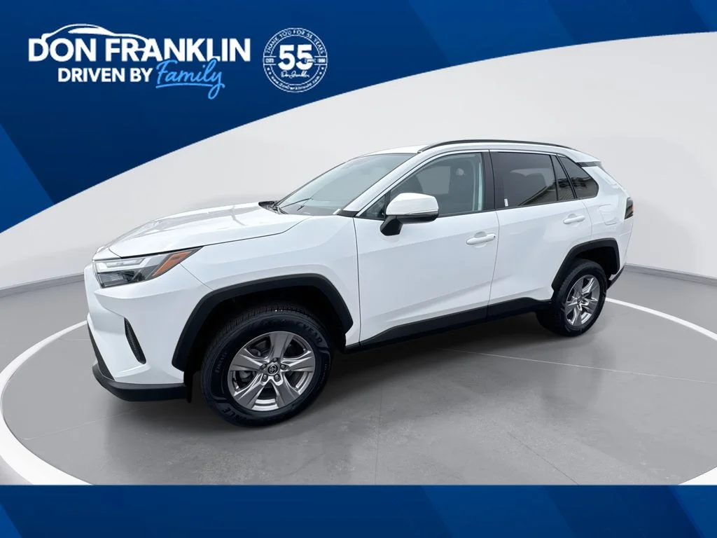 2022 Toyota RAV4 XLE AWD's photo