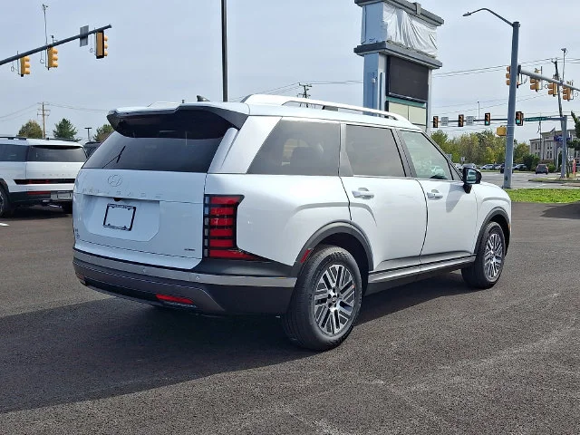 New 2027 White Hyundai SEL image 4