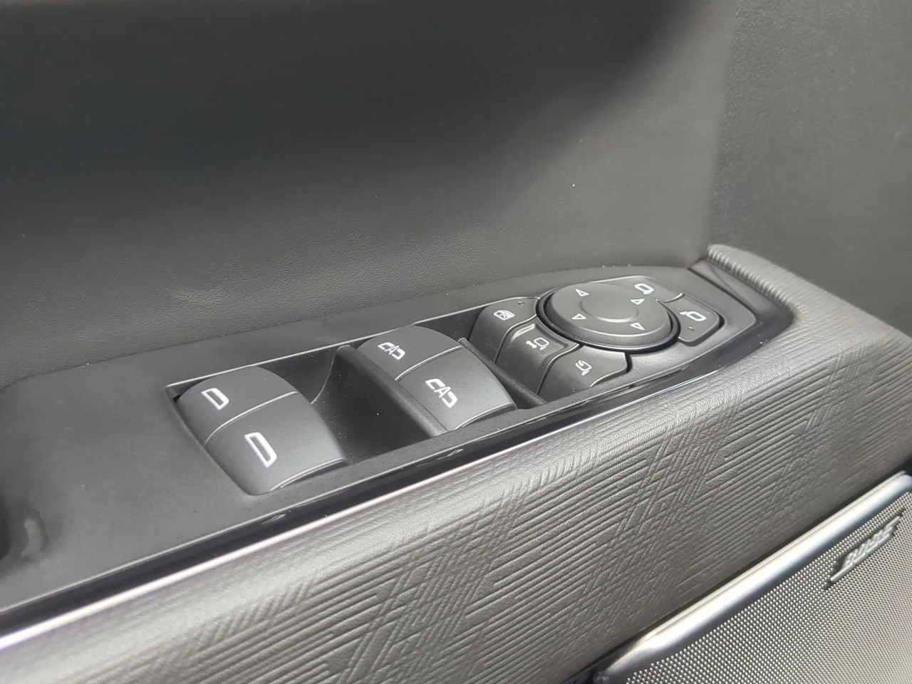 New 2026 Onyx Black GMC AT4X image 24
