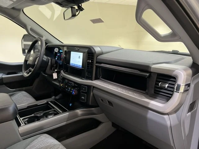 New 2026 Silver Ford XLT image 24