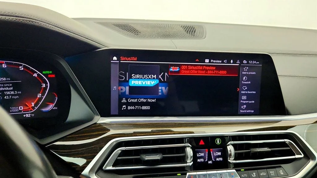 Used 2020 Arctic Grey Metallic BMW M50i w/ Driving Assist Pro, Luxury Seating & Premium Pkg image 19