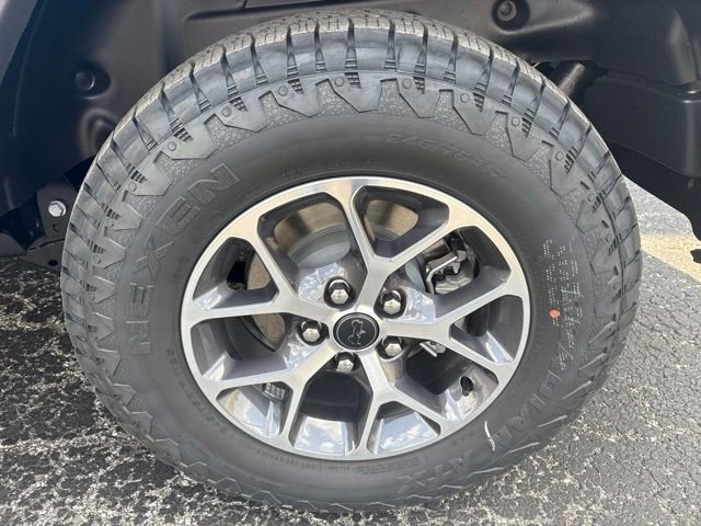 New 2026 Hydro Blue Pearl-Coat Exterior Paint Jeep Sport S image 27