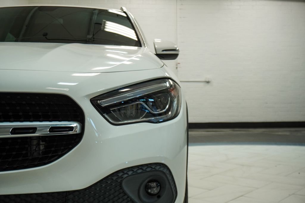Used 2022 White Mercedes-Benz GLA 250 image 39