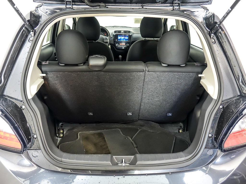 Used 2024 Graphite Gray Metallic Mitsubishi  image 20
