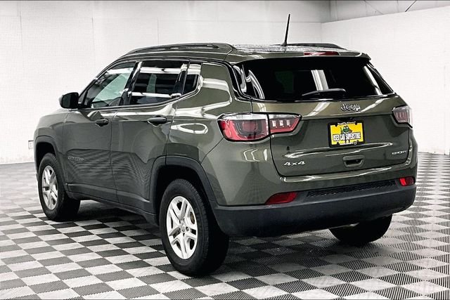 Used 2018 Olive Green Pearlcoat Jeep Sport image 2