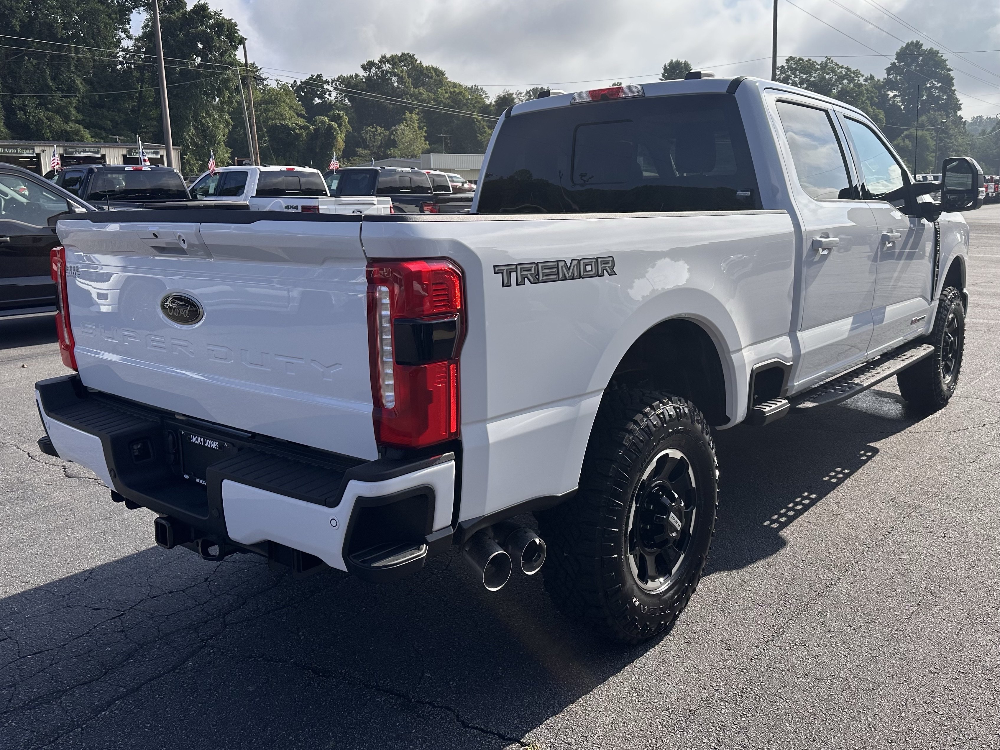 New 2026 Oxford White Ford F-250® Lariat® image 6