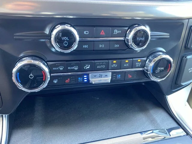 New 2026 Carbonized Gray Metallic Ford Platinum® image 17