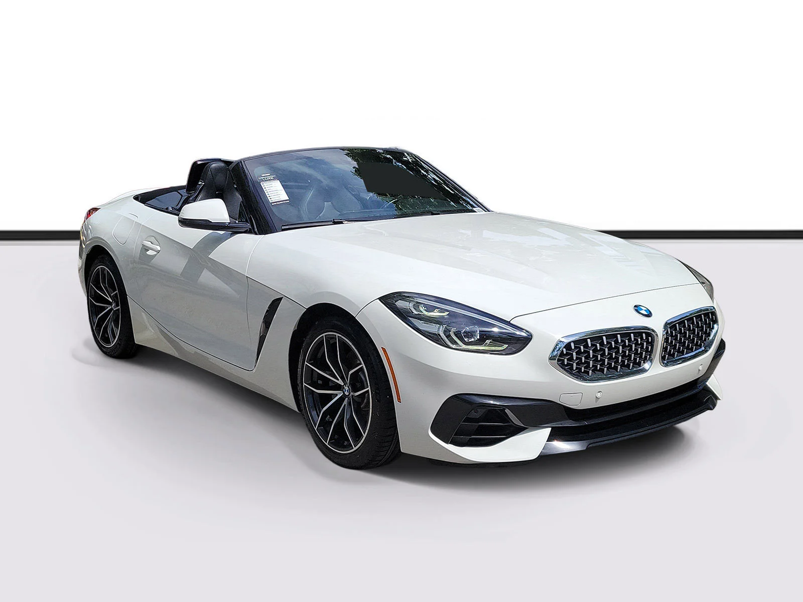 Used 2020 Alpine White BMW sDrive30i image 1