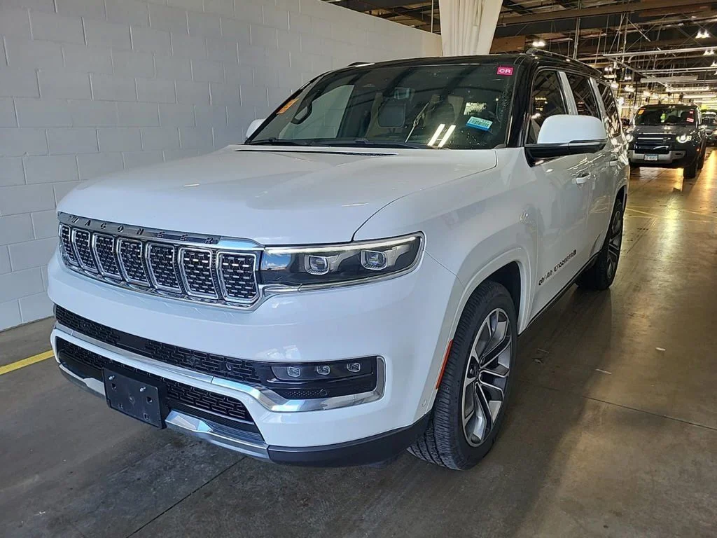 Certified Used 2022 White Jeep Series III image 17