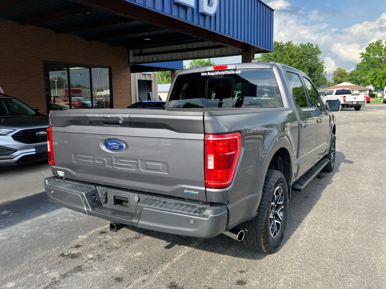 Used 2023 Carbonized Gray Metallic Ford XLT image 29
