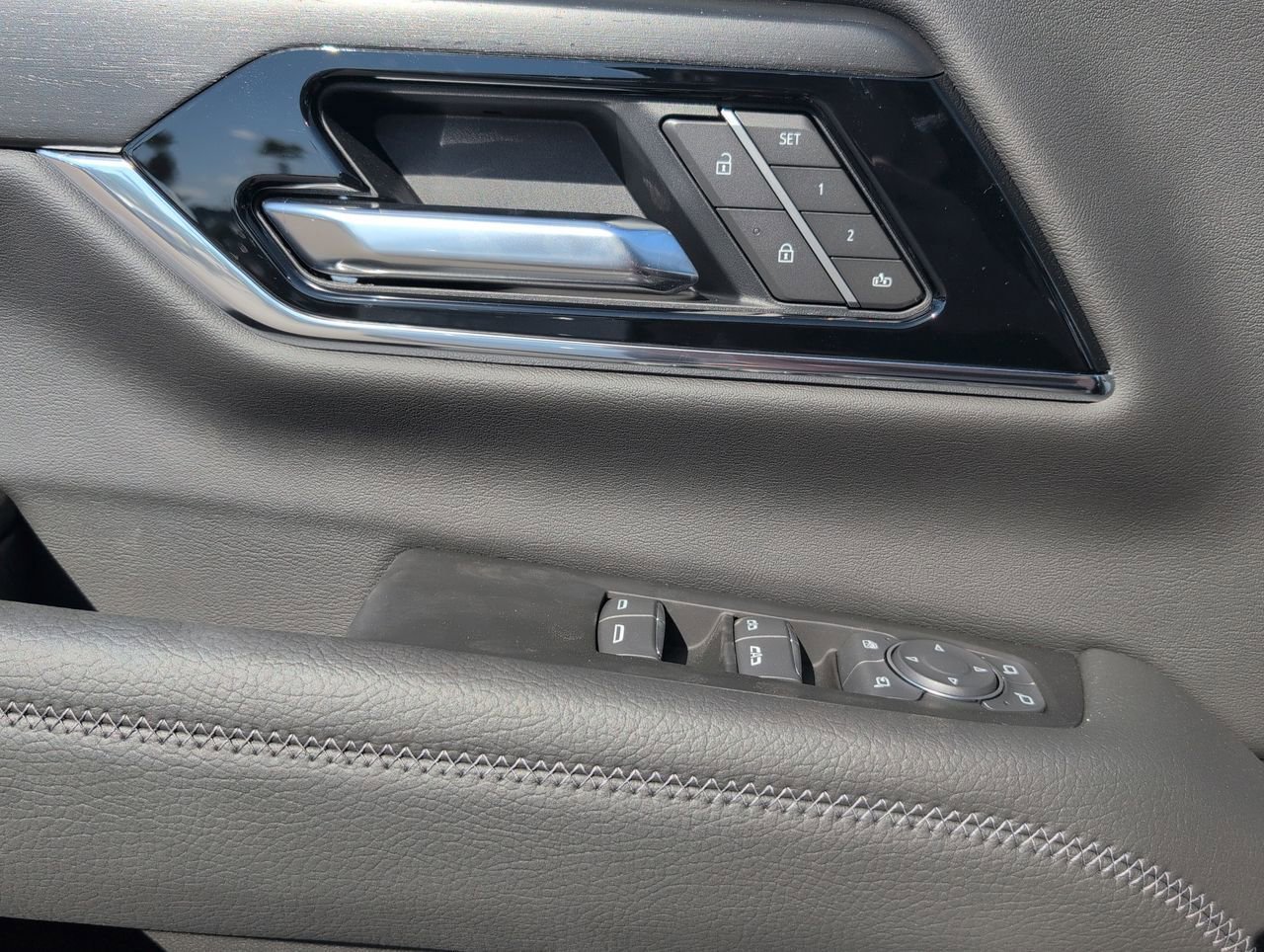 New 2026 Glacier White Tricoat GMC Denali image 24