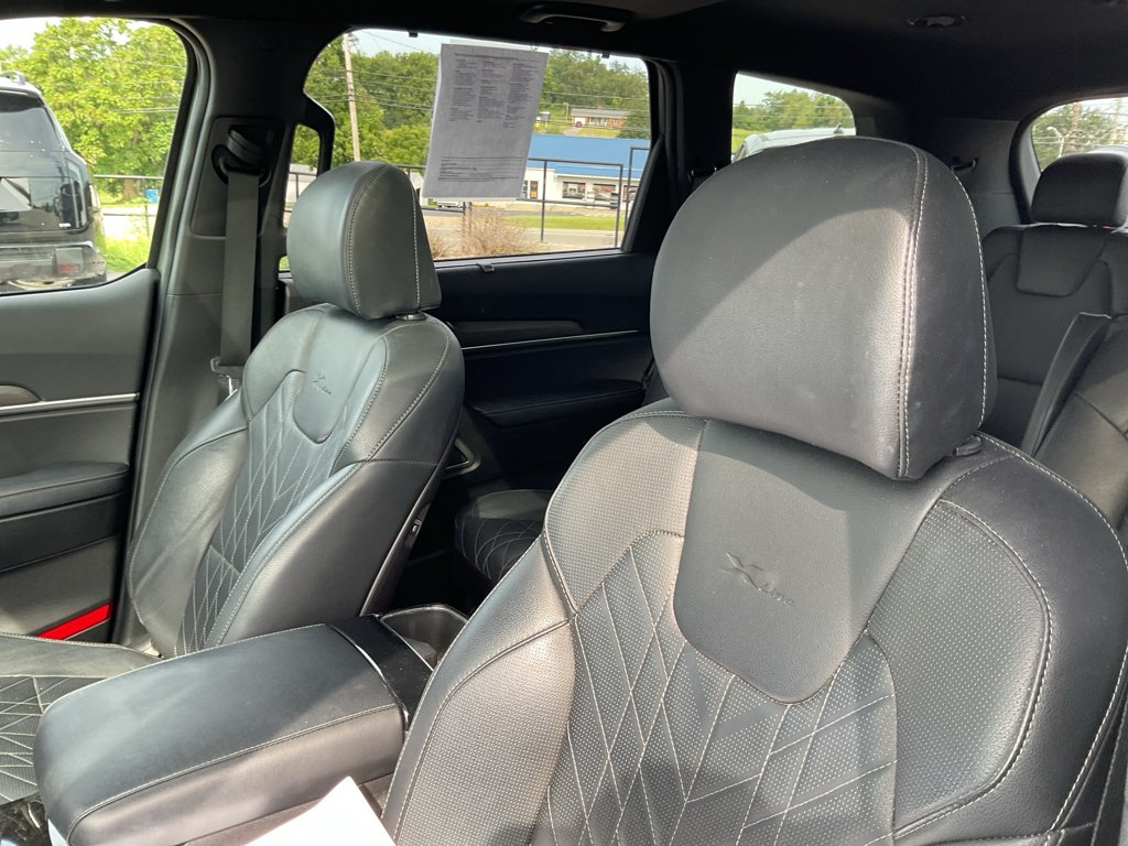 Used 2023 Jungle Green Kia EX X-Line image 20