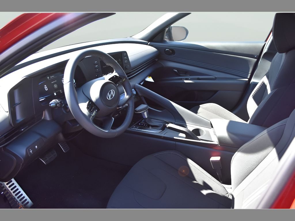 2026 Hyundai Elantra SEL Sport - Photo 9