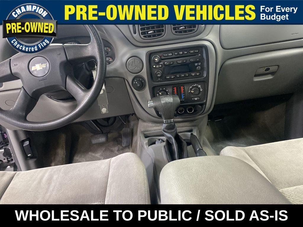 Used 2006 Graystone Metallic Chevrolet LS image 21